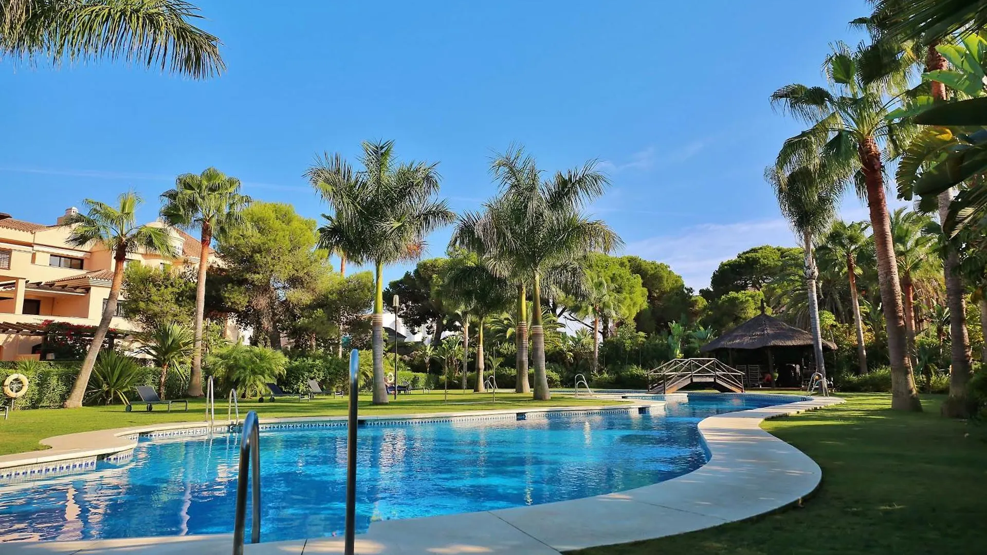 Banus Mimosa Paradise Marbella